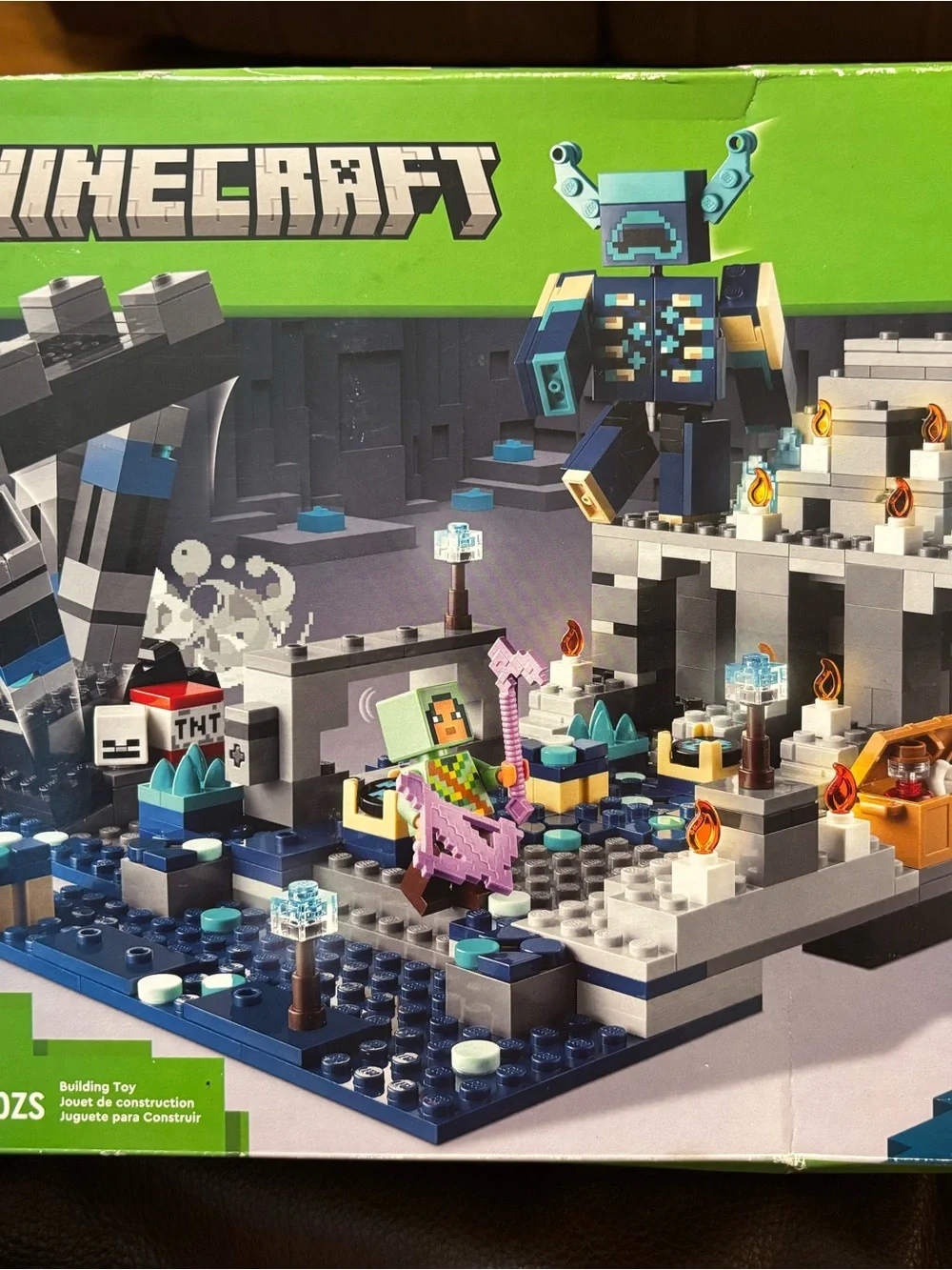 LEGO Minecraft 21246 The Deep Dark Battle set